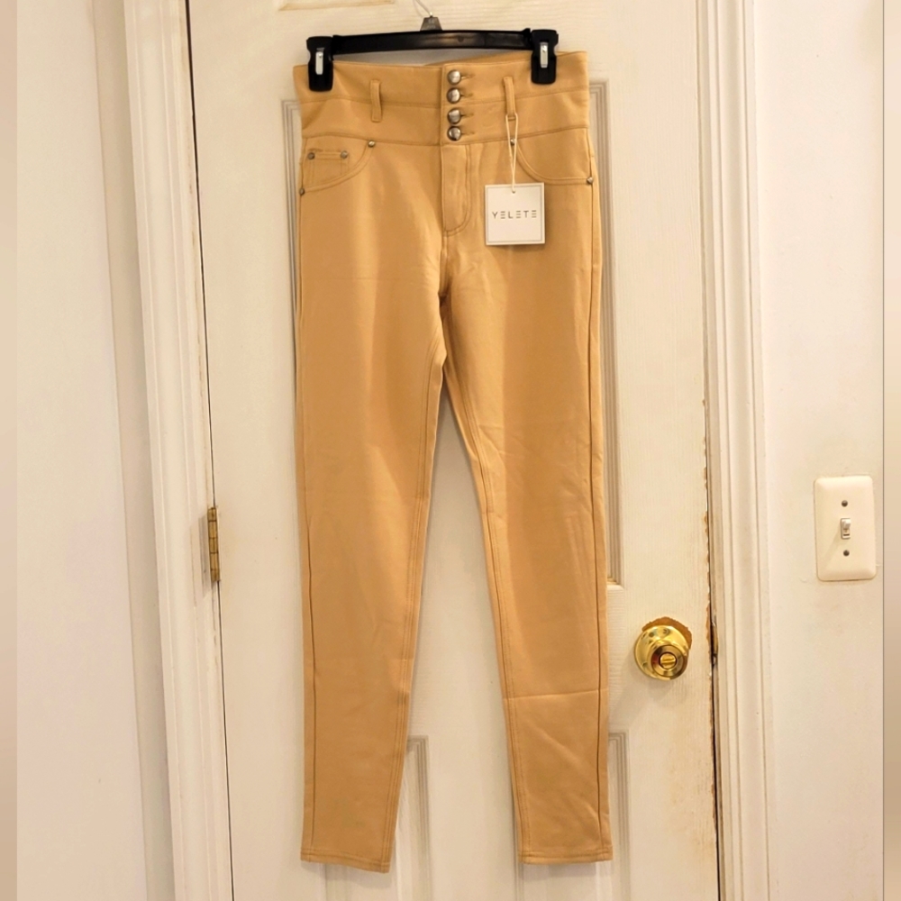 Yelete NWT Beige Pants Small